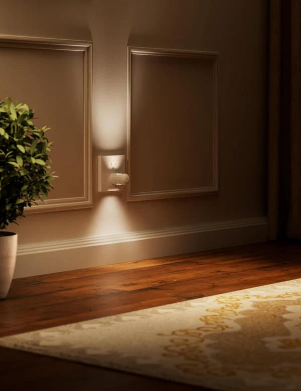 Plug-in Wall Outlet Light (8 Pieces)